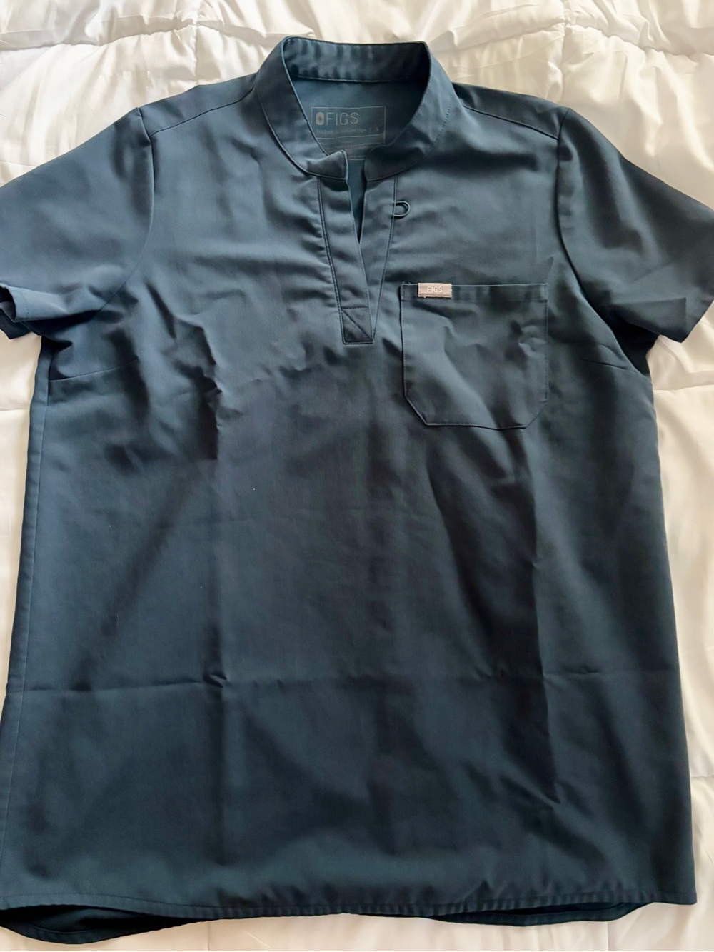 FIGS Women Kitale Maternity Dark harbor Scrub Shirt